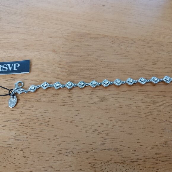 Charming Charlies Silver Tone Bracelet BNWT - Picture 3 of 7